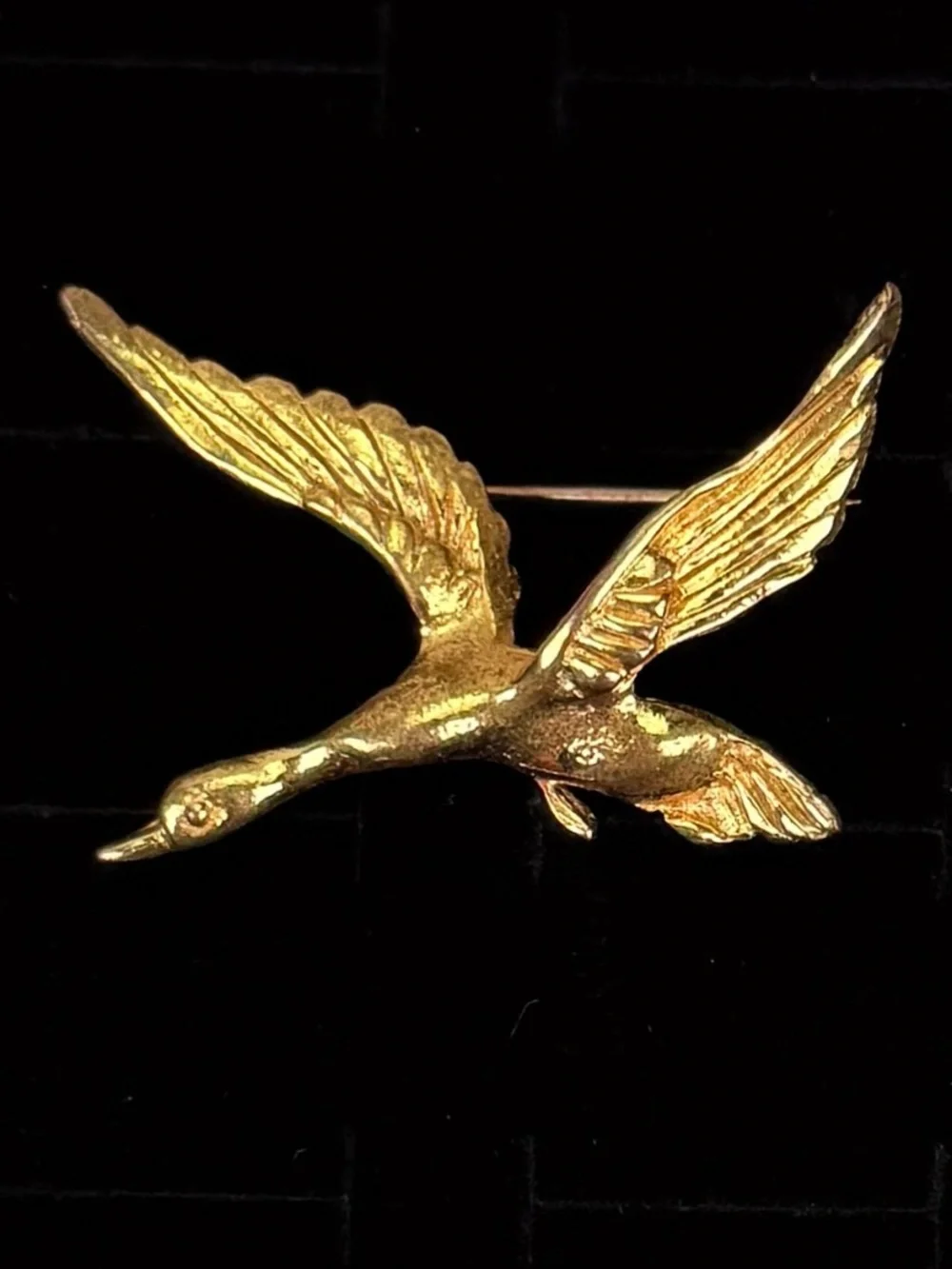 Vintage Flying Goose Bird Brooch Gold Tone Figural Wildlife Statement Pin